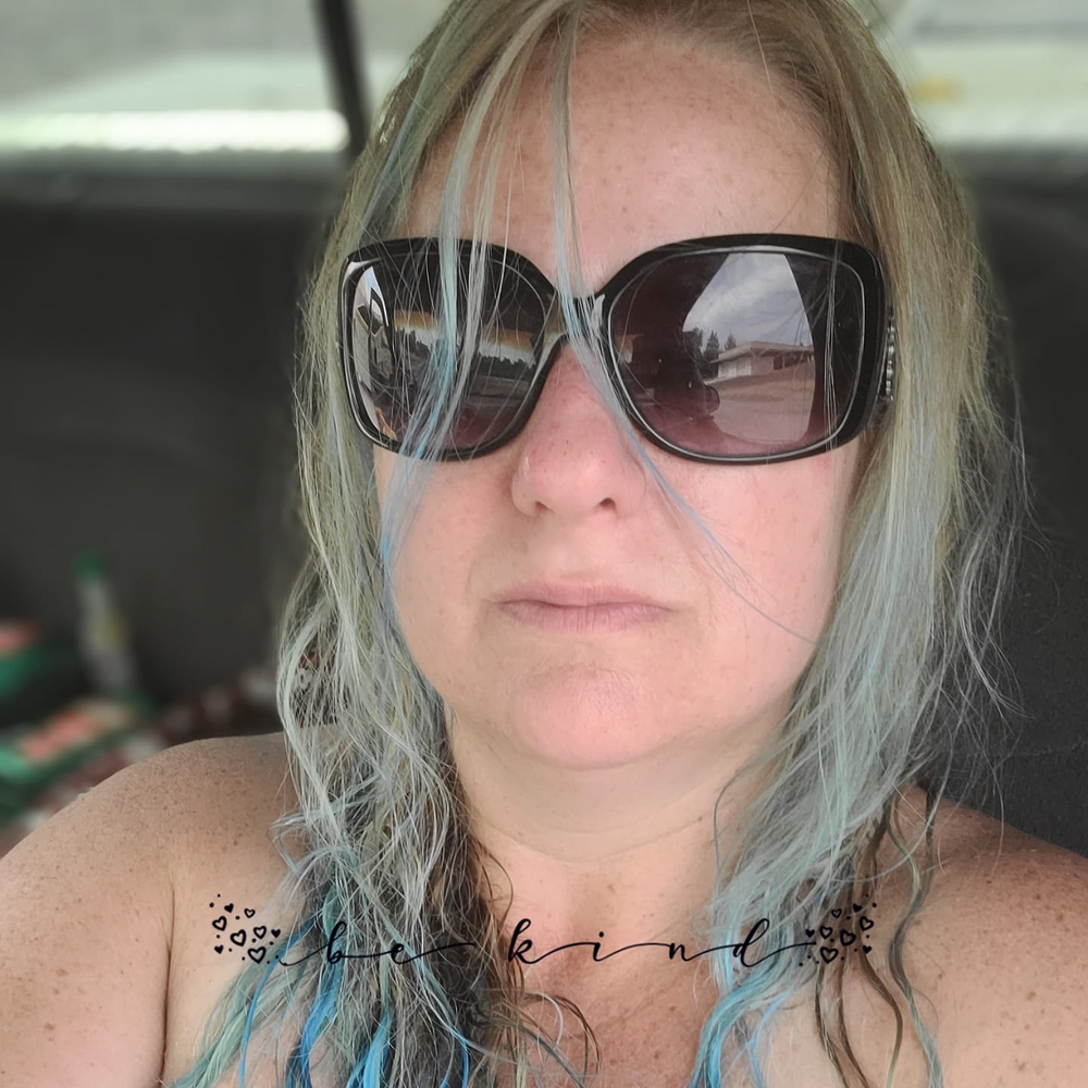 Meet your Posher, Michele